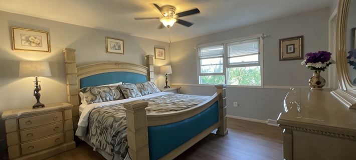 Spacious & quiet  Denver Home - 7bedroom, 5 bath & queen Hotels in Arvada