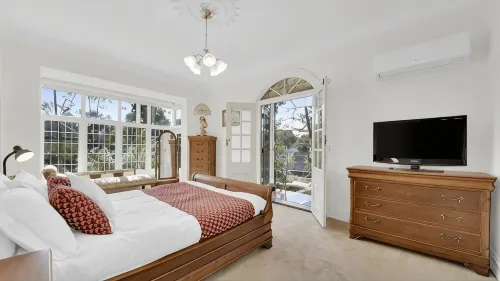 Bonnie Vibe Victorian Charm - 4-Star