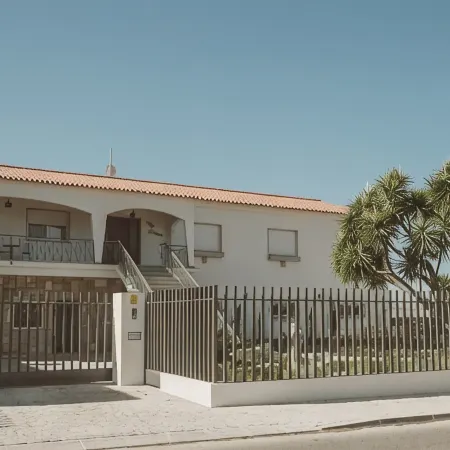 Vila Milreu Guest House