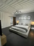 Steel House: City, Lake, Main St & Mountain Gem Close to All Attractions - 4-stjärniga
