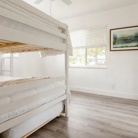 LOVELY HOUSE IN THE HEART OF HALLANDALE BEACH Hotels in Hallandale Beach