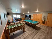 Remote Lake Roosevelt waterfront home - 3-Star