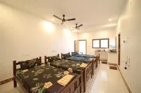 Le Pondy Home Stay - Bintang 4