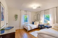 Gorgeous Carriage House close to USNA, walk to stadium, free parking,  pets+kids