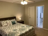 Creekside Hot Tub House - 4-Star