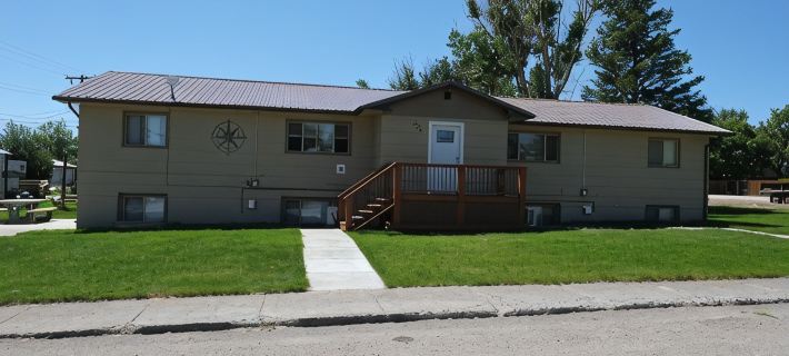 Freshly Remodeled 2 Bedroom, Full Kitchen, living Room Suite, in Cascade unit #2 Hotels in Cascade County