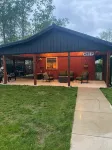 Private cabin that sits on fenced in one acre lotDog friendly) - Chalets