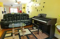 Cozy Furnished Ranch! Pet Friendly! 22 Min. to MetLife Stadium! - Pools