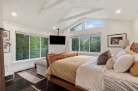 Cozy and comfortable, recently update studio house near Highlands and Cashiers - Boutique