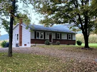 Country Getaway, 2- bedroom, Jacuzzi, fire ring - badewanne