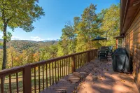 Fire Pit & Fireplace~Mtn View~Grill & WiFi - 3-Star