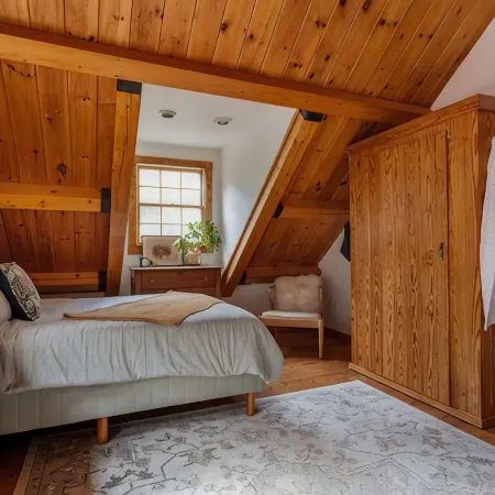 The Cabin - Unique OBX Stay, Huge Yard!