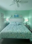 #1 Vrbo Rated Surf City Condo!  1 Min Walk to Beach & Pool!  1 Bedroom + Bunks - Gym