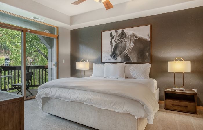 Cozy Beaver Creek Getaway Minutes From Ski Lift!