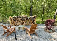Luxurious Spa Suite with Jacuzzi, Outdoor Sauna, Plunge Pool and Steam-bath - Wifi