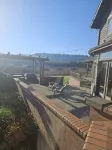 Countryside Retreat with Mountain Views - WiFi
