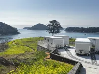 Namhae Sulliwa Caravan Pension - مبيت وإفطار