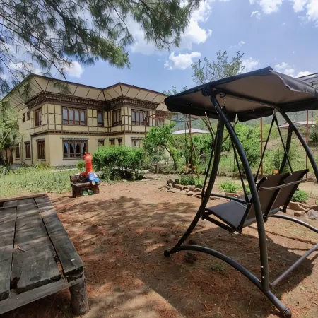 Nirvana Lodge