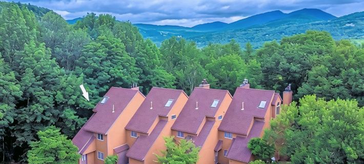 An Amazing Mountain Getaway! Hotels in Glen