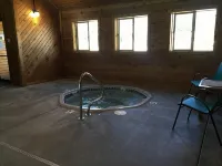 Golf Course Condo - Spacious 3 Bed, 3 Bath  Condo with Hot Tub, Sauna, & Pool - 2-Star
