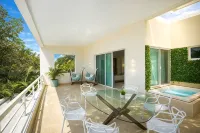 Villa Mariposa, private pool, Jacuzzi & hot tub -  Casas de vacaciones