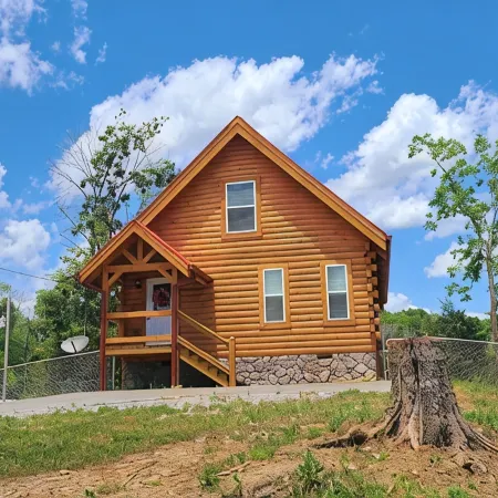 Little  House  On  The  Quarry
