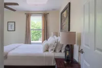 Creekside Escape- Kayaks, Paddleboards, Hot Tub, Sauna & Fire Pit - 4-Star