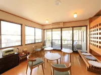 Zaimoku Sakaeya Ryokan - bars
