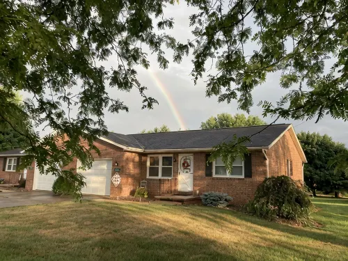 The Kidron Quilter's Home, relax in Amish country with the locals - 3-Star