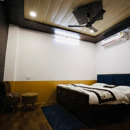 Hotel Shivika