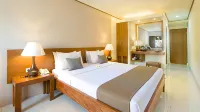 Nyiur Indah Beach Hotel - 駐車場