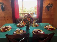 Charming Lakehouse overlooking Greers Ferry Lake - Chalets
