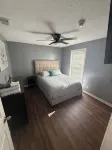Beautiful Private 3 Bedroom Home - 3-Star