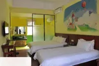 Hongya Valley Inn فنادق في بينغ شان