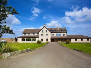 Standing Stones Hotel