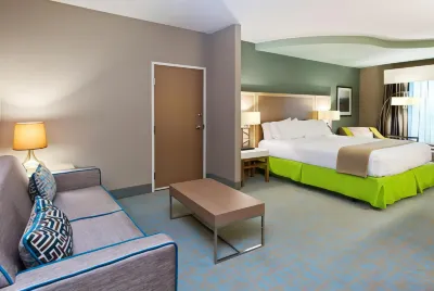 Holiday Inn Express & Suites Warner Robins North West