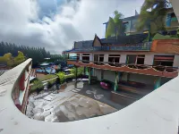 Hotel 3 Berastagi Hotel dekat GSRI Kabanjahe