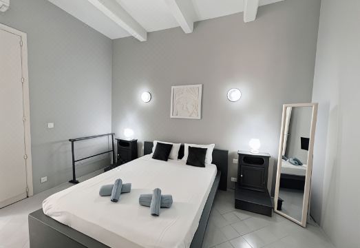 우르줄라 참 아파트먼트 이미지