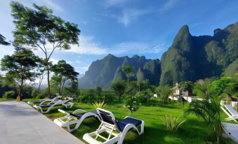 Magical Mountain View Resort