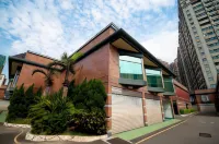 Beverly commercial motel Отели в г. Таоюань