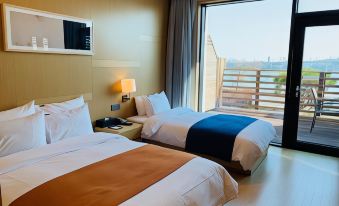 Gwangyang Lacky Hotel