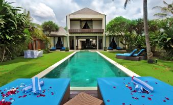 Villa Samudra Luxury Beachfront