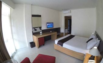 Urbanview Hotel Crown Tasikmalaya by RedDoorz