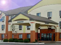 Muncie Place Hotel & Suites Hotels near Scheumann Stadium