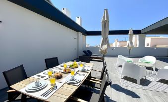 Tavira Grand Balcony with Pool by Homing