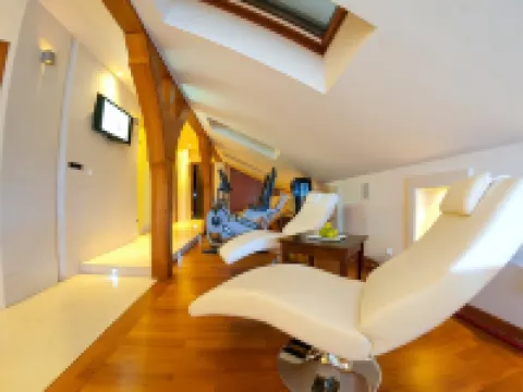 The Bonerowski Palace