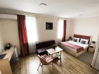 Alex Hotel