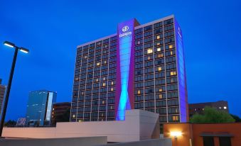 Hilton Knoxville