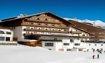 Hotel Alpenfriede