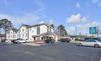 Super 8 by Wyndham Newport News